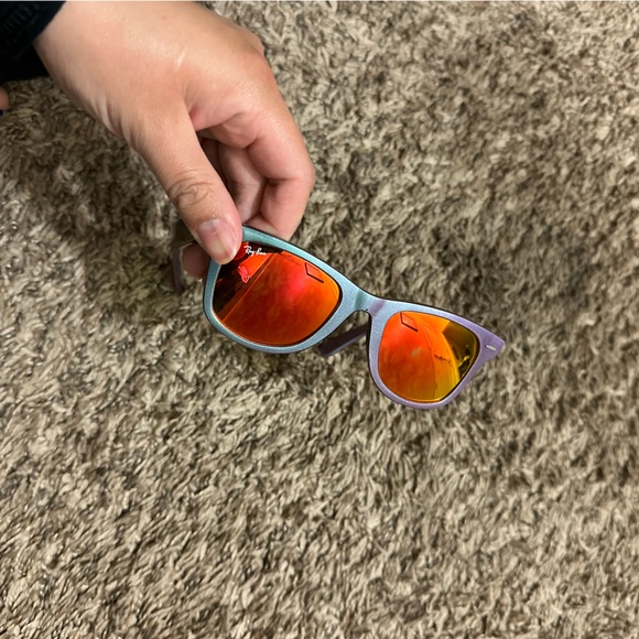 RayBan Wayfarer The Cosmo Collection - Picture 3 of 7